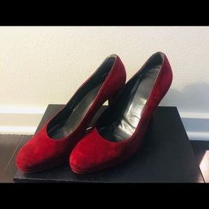 Stuart Weizmann Red Suede Shoes